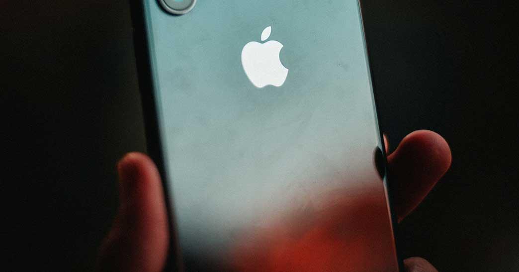 Prohíben la venta del iPhone 12 en Francia por niveles de radiación excesivos