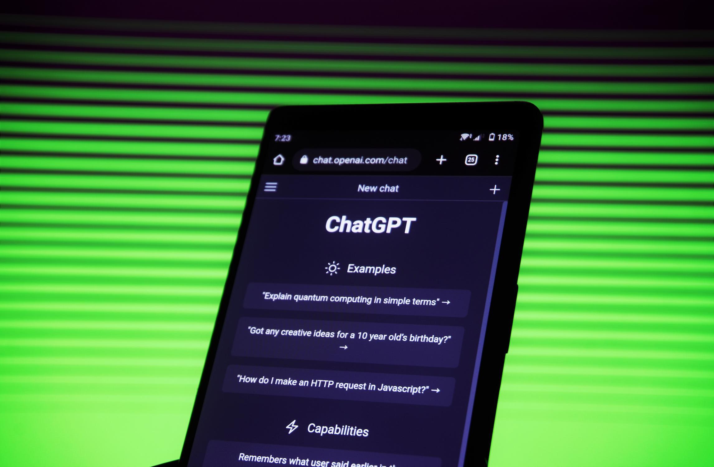 OpenAI amplía la capacidad en su Chatbot GPT: Ahora puede ver, oír y hablar